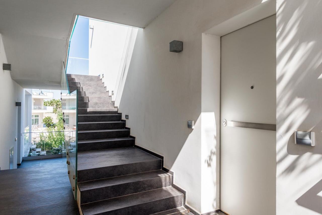 Cala Paura Seaview Apartment With Parking Polignano a Mare Exterior photo